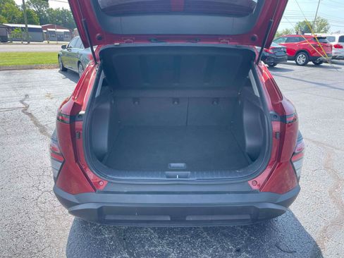Used 2025 Hyundai Kona SEL FWD image 6