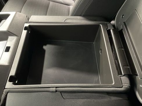 Used 2023 Chevrolet Silverado 1500 LT image 21