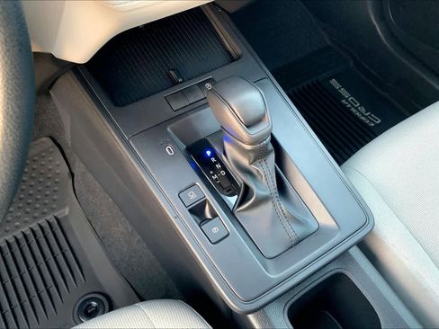 New 2026 Toyota Corolla Cross L image 7