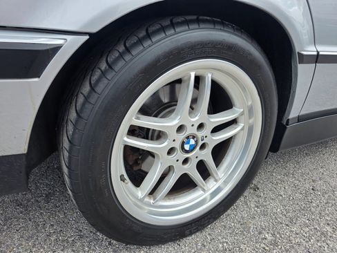 Used 2000 BMW 740i RWD image 12