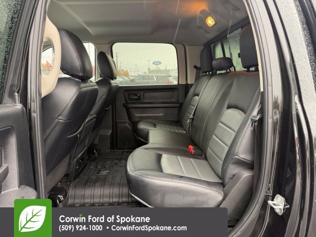 Used 2018 RAM 2500 Tradesman w/ Chrome Appearance Group AWD/4WD image 11