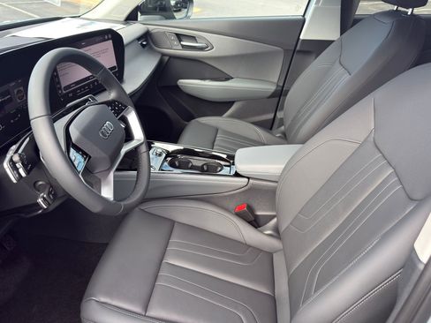 New 2026 Audi Q3 quattro 2.0T AWD/4WD image 11