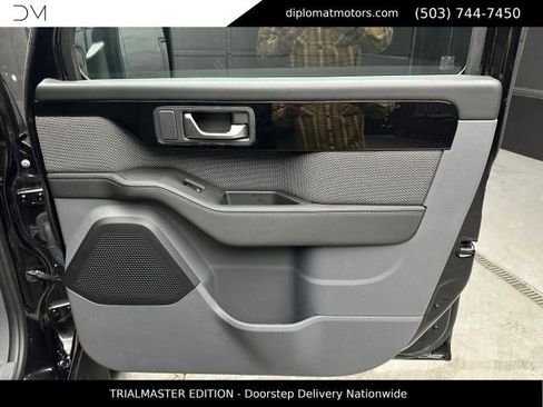 Used 2024 INEOS Grenadier AWD/4WD image 25