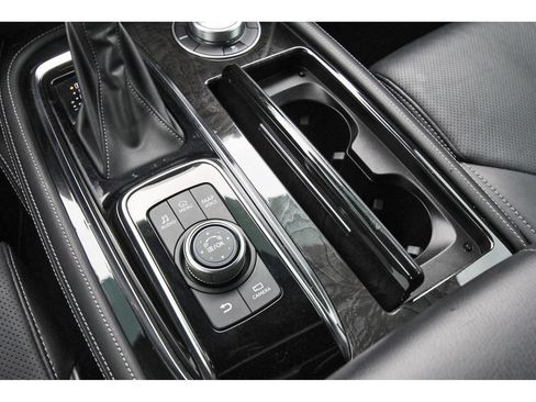 Used 2022 INFINITI QX80 Sensory w/ Cargo Package AWD/4WD image 34