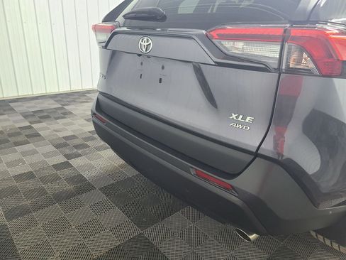 Used 2020 Toyota RAV4 XLE Premium AWD/4WD image 19