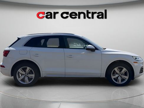 Used 2018 Audi Q5 2.0T Premium Plus w/ Premium Plus Package AWD/4WD image 6