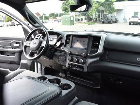 Used 2024 RAM 3500 Big Horn image 29