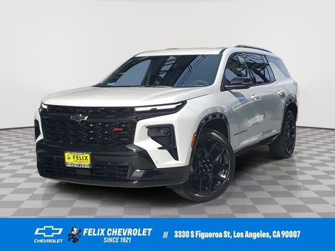 New 2026 Chevrolet Traverse RS image 1