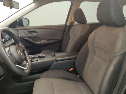 Used 2021 Nissan Rogue S FWD image 17