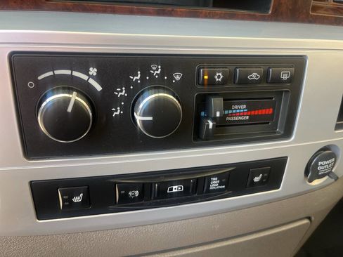 Used 2009 Dodge Ram 2500 Truck Laramie image 23