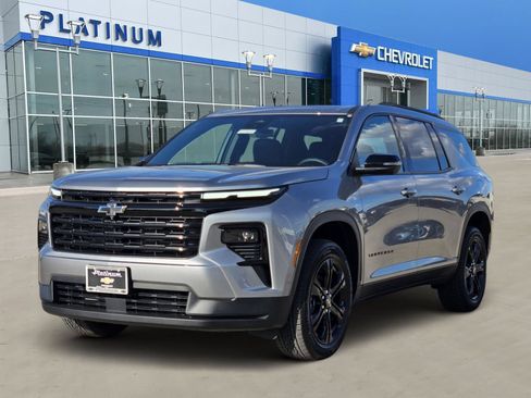 New 2027 Chevrolet Traverse LT w/ Midnight/Sport Edition FWD image 2