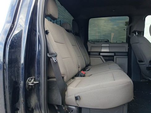 Used 2022 Ford F250 XLT w/ XLT Premium Package image 11