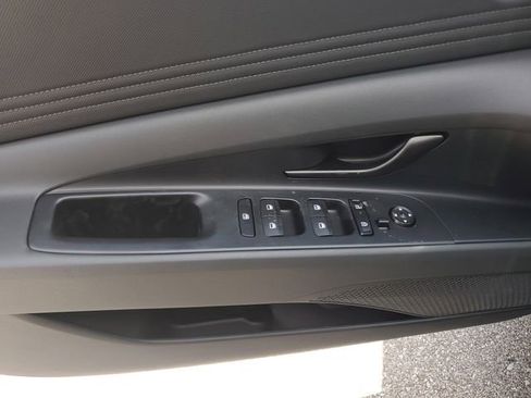New 2026 Hyundai Elantra Sport FWD image 19
