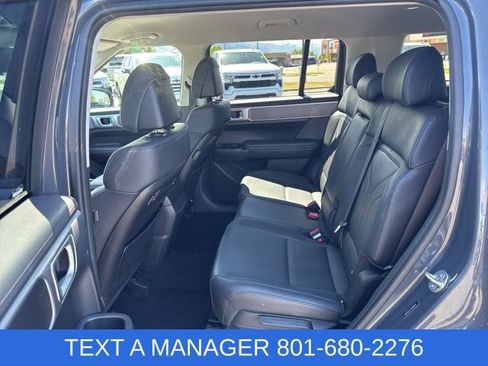 Used 2025 Hyundai Santa Fe SEL AWD/4WD image 14