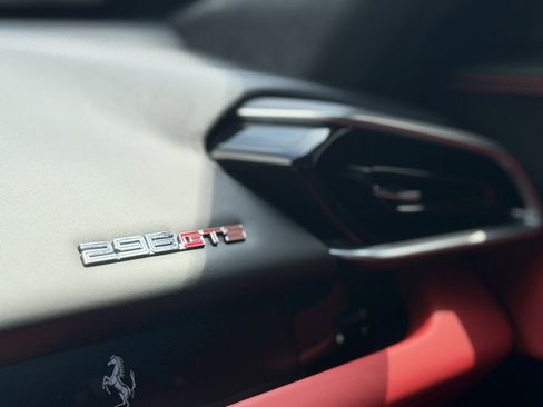 Used 2024 Ferrari 296 GTS RWD image 15