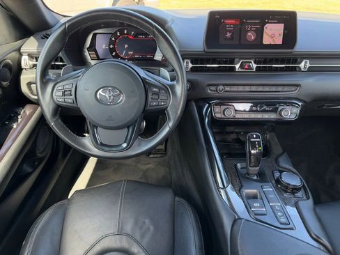 Used 2020 Toyota Supra image 9