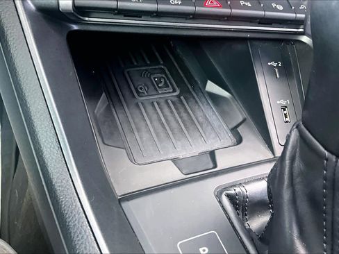 Used 2021 Audi Q3 2.0T Premium Plus w/ Premium Plus Package image 34