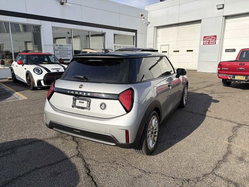 Certified 2025 MINI Cooper S image 6