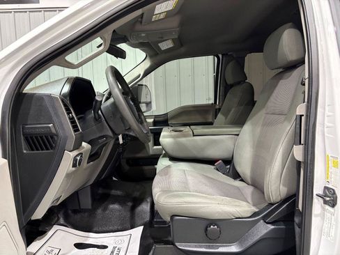 Used 2020 Ford F250 XL w/ Power Equipment Group AWD/4WD image 11