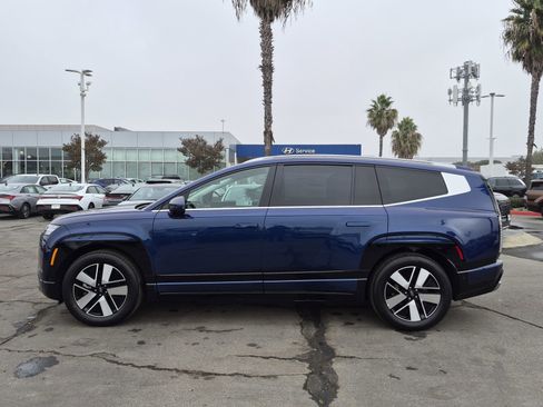 New 2026 Hyundai Ioniq 9 SEL image 8