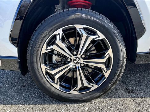 Certified 2023 Toyota RAV4 XSE image 7