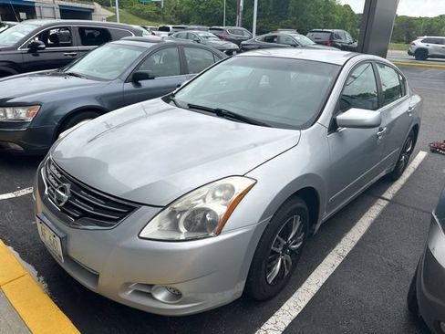 Used 2012 Nissan Altima 2.5 S FWD image 3