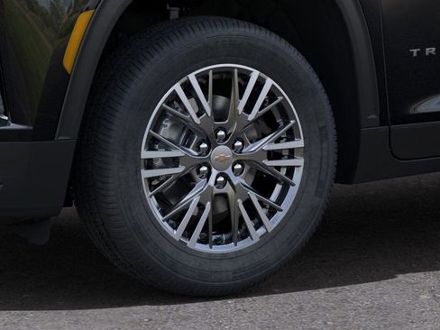 New 2025 Chevrolet Traverse LT w/ LPO, Roadside Safety Package image 9