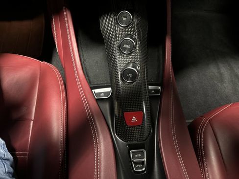 Used 2015 Ferrari California T image 50