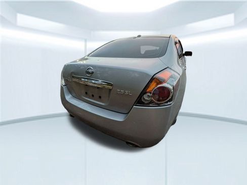 Used 2010 Nissan Altima 2.5 SL w/ SL Pkg image 5