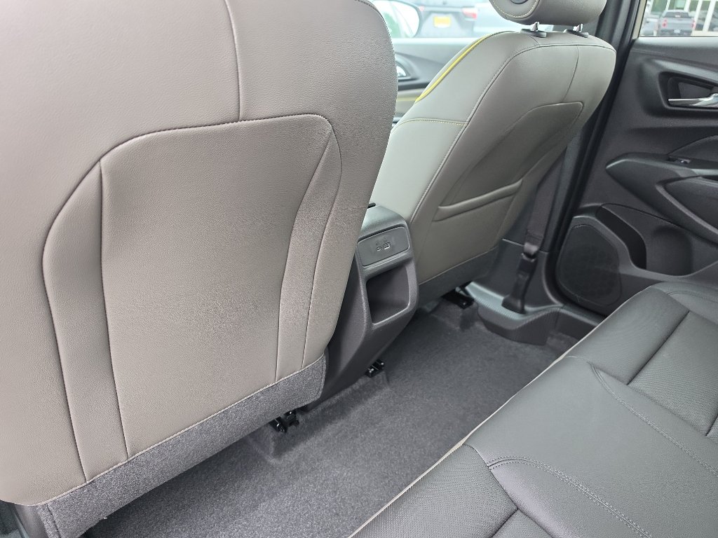 New 2026 Chevrolet Trax ACTIV w/ Driver Confidence Package FWD image 18