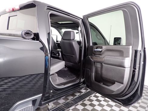 Used 2022 Chevrolet Silverado 3500 LTZ w/ Z71 Chrome Sport Edition AWD/4WD image 36