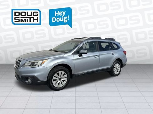Used 2017 Subaru Outback 2.5i Premium AWD/4WD image 1