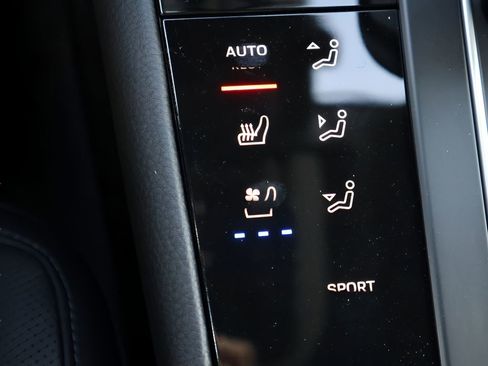 New 2026 Porsche Macan AWD/4WD image 23