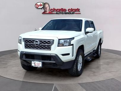 Used 2022 Nissan Frontier SV