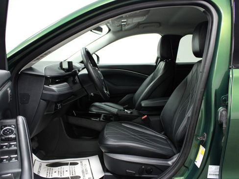 Used 2024 Ford Mustang Mach-E Select w/ Comfort Package Lite image 12