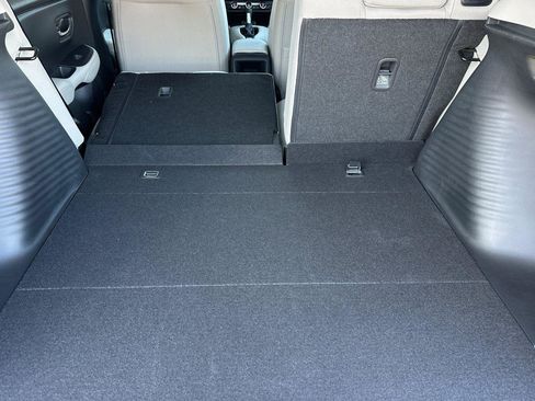 New 2026 Honda HR-V LX image 16