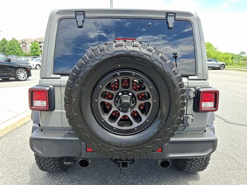 Used 2023 Jeep Wrangler Unlimited Sport AWD/4WD image 6