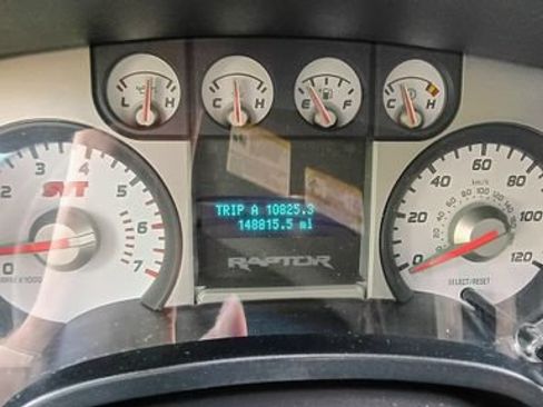 Used 2010 Ford F150 Raptor AWD/4WD image 2