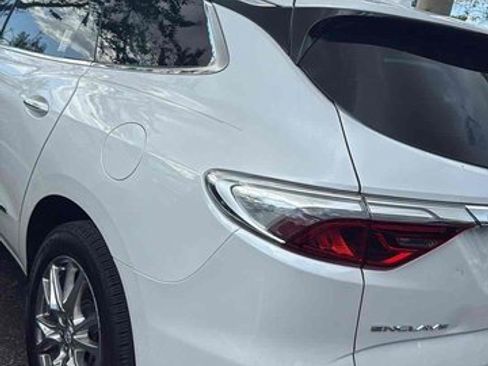 Used 2023 Buick Enclave Essence w/ Experience Buick Package image 3
