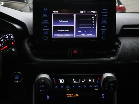 Used 2021 Toyota RAV4 XLE image 20