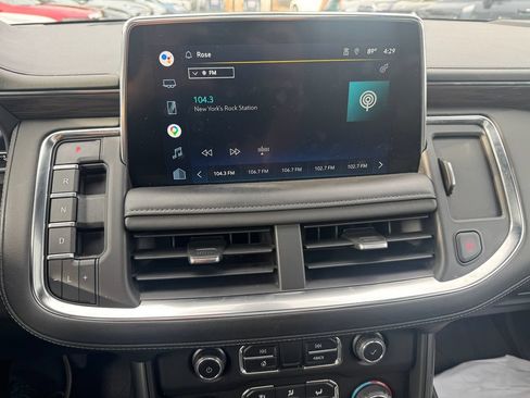 Used 2022 Chevrolet Tahoe LT w/ Luxury Package AWD/4WD image 17