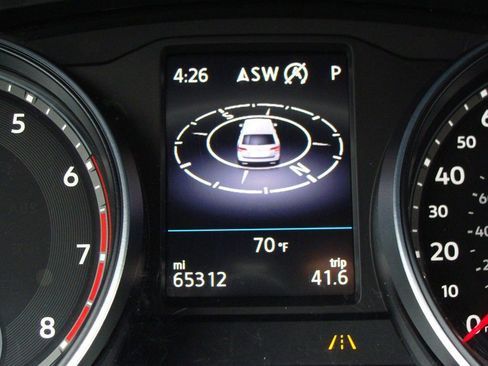 Used 2018 Volkswagen Atlas SE image 15