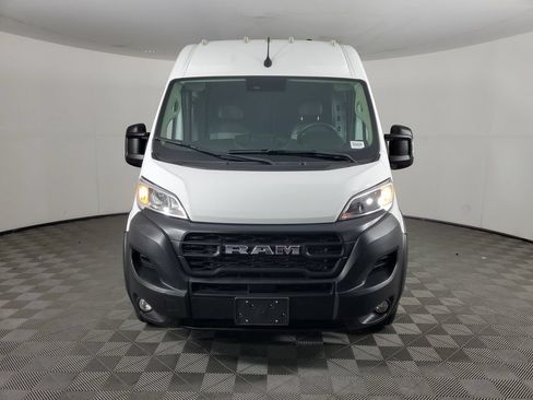 Used 2025 RAM ProMaster 2500 w/ Convenience Group FWD image 9