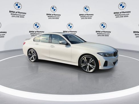 Used 2023 BMW 330i xDrive Sedan w/ Driving Assistance Package AWD/4WD image 2