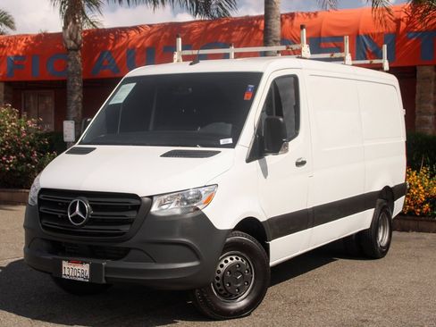 Used 2019 Mercedes-Benz Sprinter 144 Cargo image 4