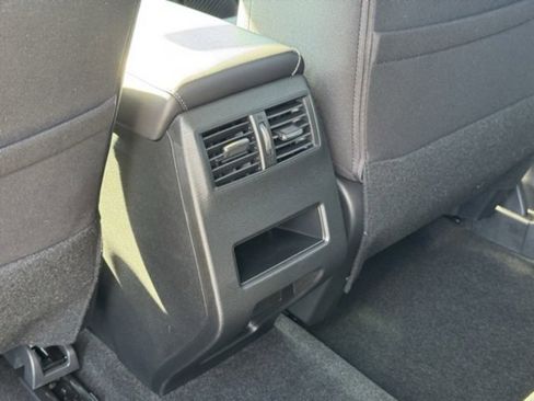 New 2025 Mitsubishi Outlander ES image 12