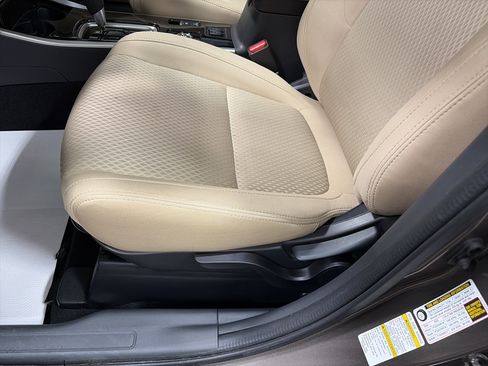 Used 2018 Mitsubishi Outlander SE image 14