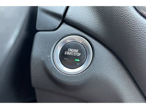 Used 2022 Chevrolet Equinox LT FWD image 32
