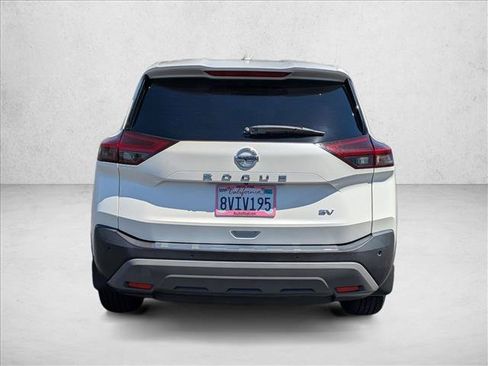 Used 2021 Nissan Rogue SV FWD image 7