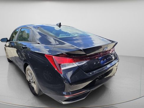 Used 2023 Hyundai Elantra SEL FWD image 6